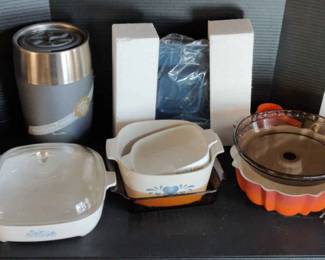 Corning Ware Breville Cuisinart And Other Various Pots Trays