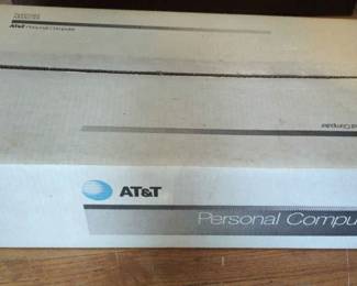 Vintage AtT Personal Computer Keyboard Model 301 New In Box 