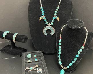 01 Vintage Southwest Necklaces, Rings, Bracelets, Pins 