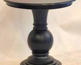 1227 - Powell Round End Table 26 x 27