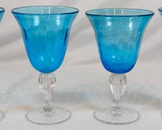 835 - 4 Blue Stems 8"