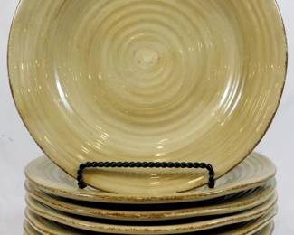 1093 - 8 Linens and Things Plates (Chipped) 11.5"