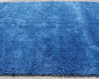 730 - Rug - 8' x 11'