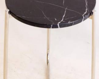 754 - Butler Accent Stand - 20" x 14"