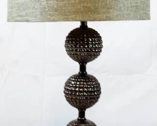 563 - Lamp - 30" Tall You are buying a used as-is electric/electronic item. We do not guarantee all components are present, and if it is not expressly stated, it is untested.