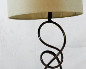 584 - Lamp - 33" Tall You are buying a used as-is electric/electronic item. We do not guarantee all components are present, and if it is not expressly stated, it is untested.