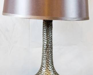 561 - Lamp - 33" Tall You are buying a used as-is electric/electronic item. We do not guarantee all components are present, and if it is not expressly stated, it is untested.