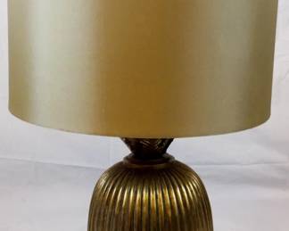 574 - Lamp - 23" Tall You are buying a used as-is electric/electronic item. We do not guarantee all components are present, and if it is not expressly stated, it is untested.