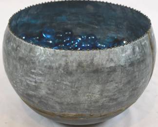 905 - Decorative Bowl w/ Glass Pebbles 5x8