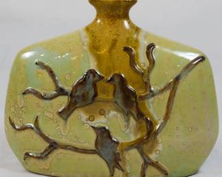 1018 - Decorative Bird Vase 10"