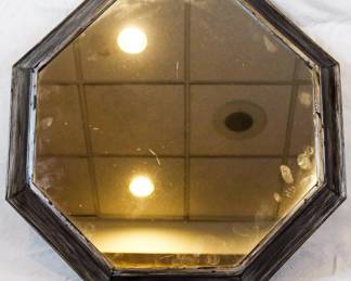 513 - Octagonal Hanging Mirror - 18.5" x 18.5"