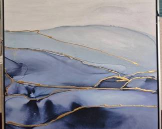 1519 - Three Hands Art, Damaged 39 x 39