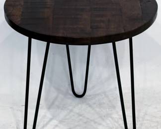 1118 - Hair Pin Leg Table 22x22"