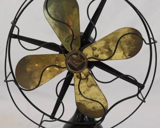 688 - Vintage Fan - 16" Tall, no cord You are buying a used as-is electric/electronic item. We do not guarantee all components are present, and if it is not expressly stated, it is untested.