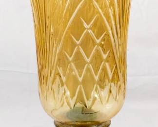 512 - Electric Amber Glass Hurricane - 18.5" Tall You are buying a used as-is electric/electronic item. We do not guarantee all components are present, and if it is not expressly stated, it is untested.