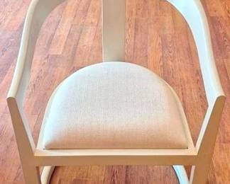 145 - Furniture Classics U Shape Arm Chair 34 x 24 x 22