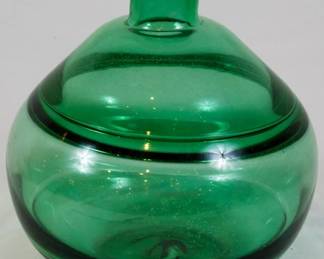 1012 - Green Glass Vase 10"