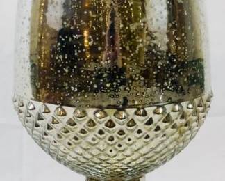 593 - Decorative Acorn - 16" Tall