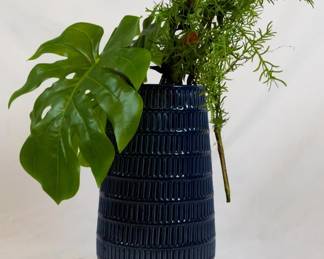 1090 - Blue Vase w/ Faux Greenery 19"
