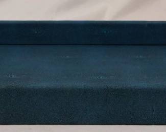 1048 - Decorative Tray 4x20x12