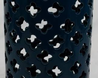 1053 - Blue Vase 16"