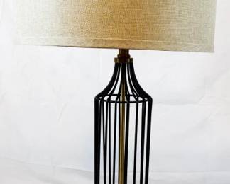 540 - Lamp - 30" Tall You are buying a used as-is electric/electronic item. We do not guarantee all components are present, and if it is not expressly stated, it is untested.