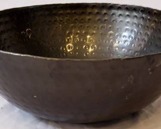774 - Metallic Bowl - 6" x 14"