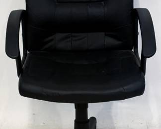1319 - Office Chair 39x24x27