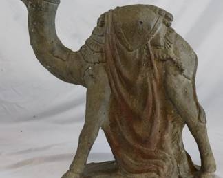 842 - Camel Figure 16"