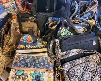 picture of more purses