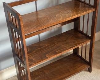 Great Eastern Lumber Co - Collapsible Quilt Shelf