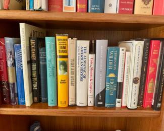 Shelf Of Hardcover Books
Books are in good to great condition. Includes: 
Lindbergh flights Enigmatic hero
The library book by Susan Orlean
Hamnet by Maggie O'Farrell
Gutenberg's apprentice by Alex Christie
Food rules, and eaters manual
Slightly chipped foot notes in booklore
The eighth day
A promised land by Barack Obama
Eats shoots and leaves
The almanac of American history
Time and again
Quinlan's illustrated directory of film stars
Against wind and tide
North to the orient
From time to time
Artist of Cape, Anne
Modern book collecting
The world of Downton Abbey
Dark tides by Philippa Gregory