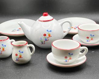 American Girl Doll Molly’s Tea Set -- Retired