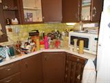 Utensils,Vintage Wooden Rooster canistors,S&P,Tupperware,,,etc