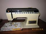 Singer Athena 2000 Sewing Machine