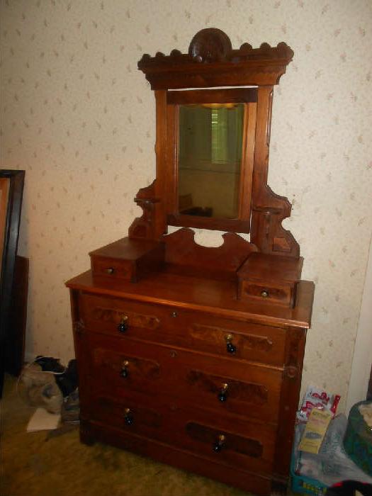 Victorian Oak Dresser with Tear Drop Handles, Tilt Mirror