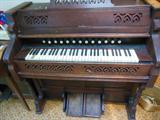 Mid 1800s Estey Mahogany Organ,Battleboro Vermont,USA