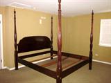 Heritage mahogany 4-poster bed frame