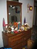 Bassett Dresser/Mirror