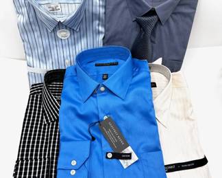 5 New Men's Button Down Shirts, Size 32/33
Lot #: 23