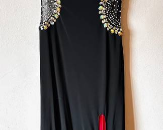 Betsy & Adam One Shoulder Beaded Formal Gown, Size 8
Lot #: 11