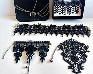 Forever 21 Head Necklace & 4 New Black Lace Chokers
Lot #: 155