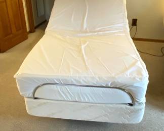 Tempurpedic Adjustable Twin Bed
