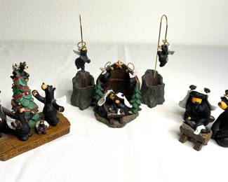 Big Sky Carvers Fleming "Beartivity" & "Noel Christmas Pageant"