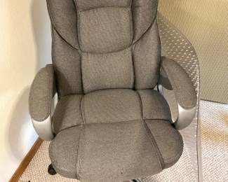 Office Chair & Rolling Mat