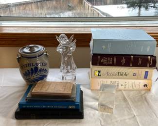 Study Bibles & Bethlehem Home Accents