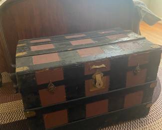 Steamer trunk