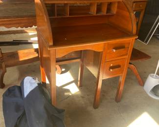 Small roll top desk