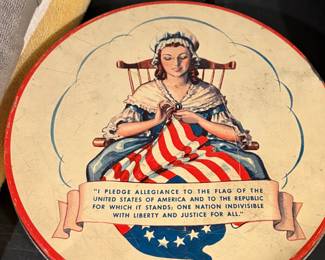 Betsy Ross "Pledge Allegiance" American Flag Tin 