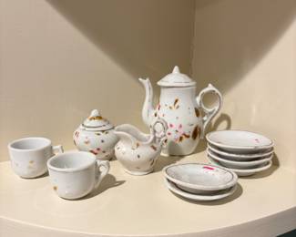 Antique Children's Tea Set 